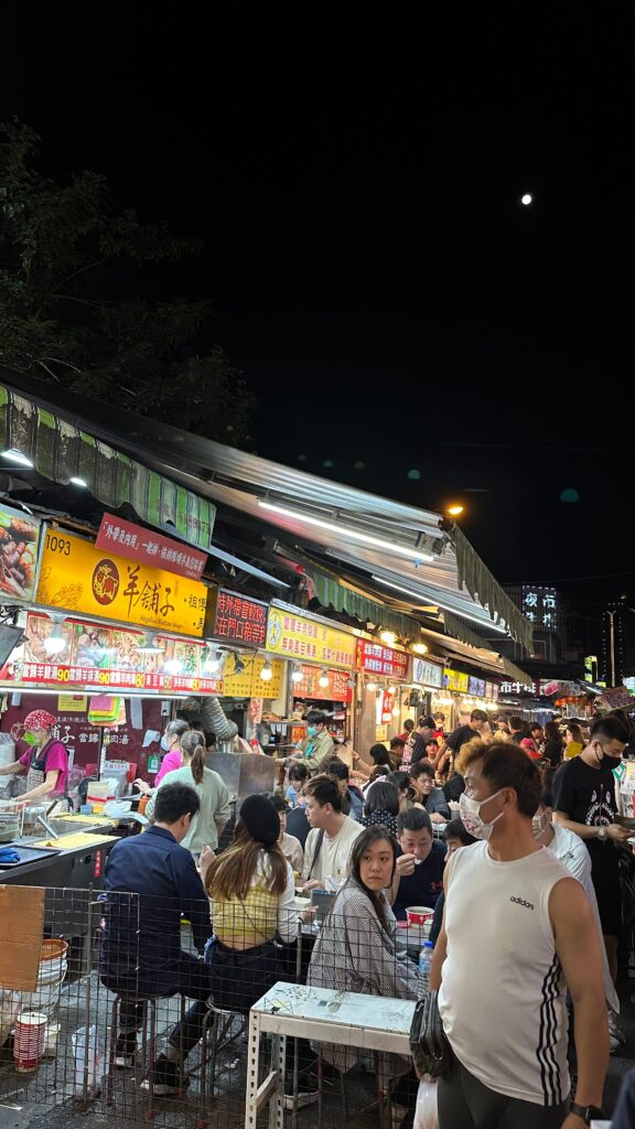 dongmen night market